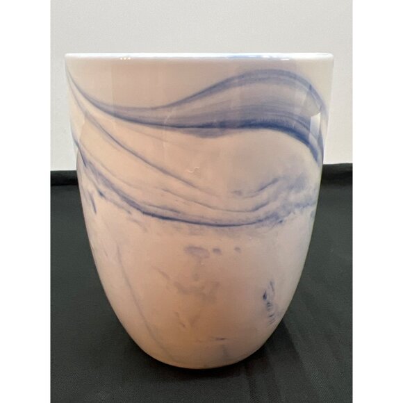 Elegant Blue & White Swirl Ceramic Mug - Picture 2 of 6